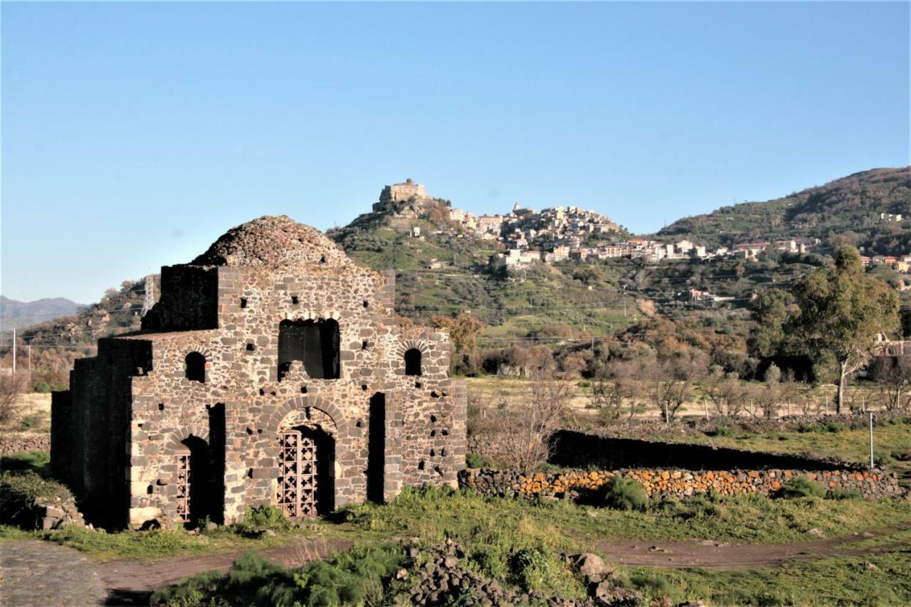 Casa Donna Franca Appartement Castiglione De Sicilia Buitenkant foto