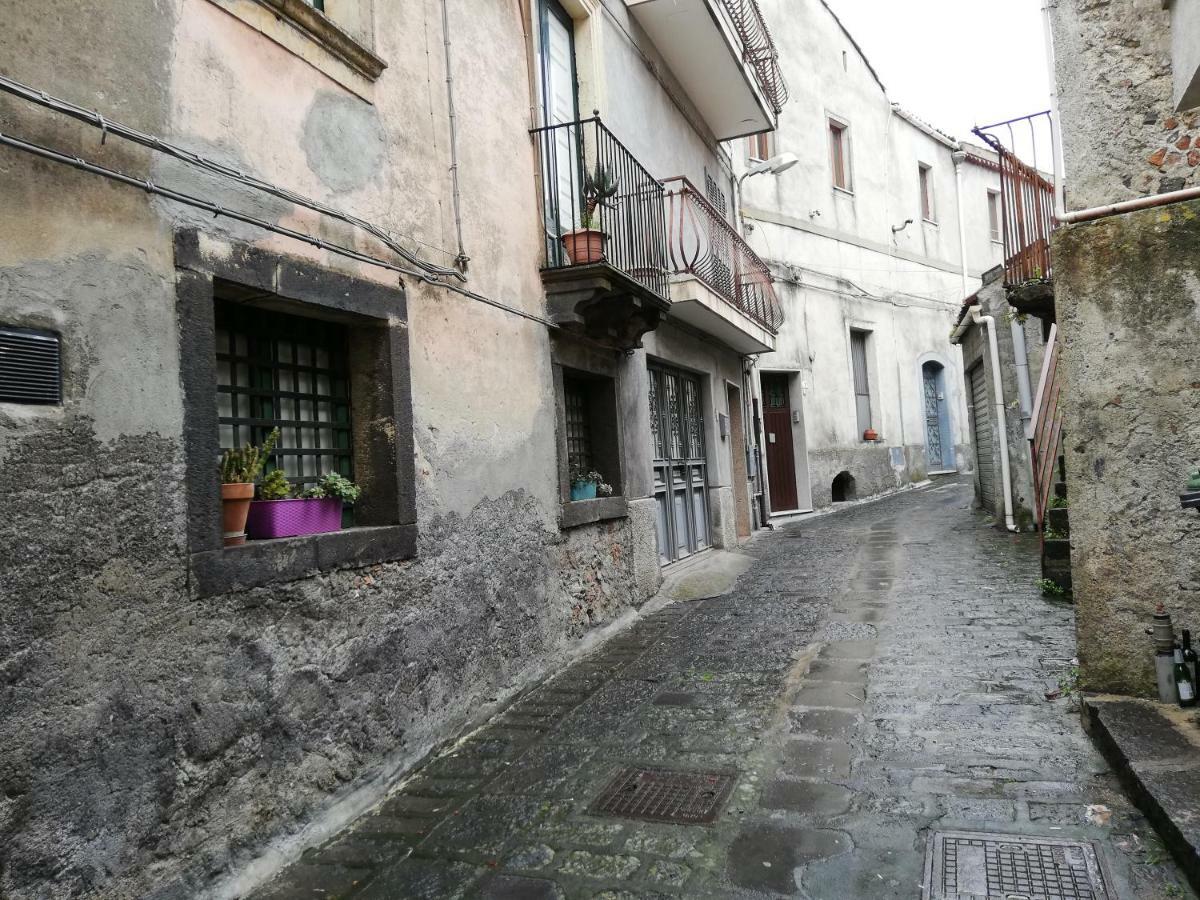Casa Donna Franca Appartement Castiglione De Sicilia Buitenkant foto