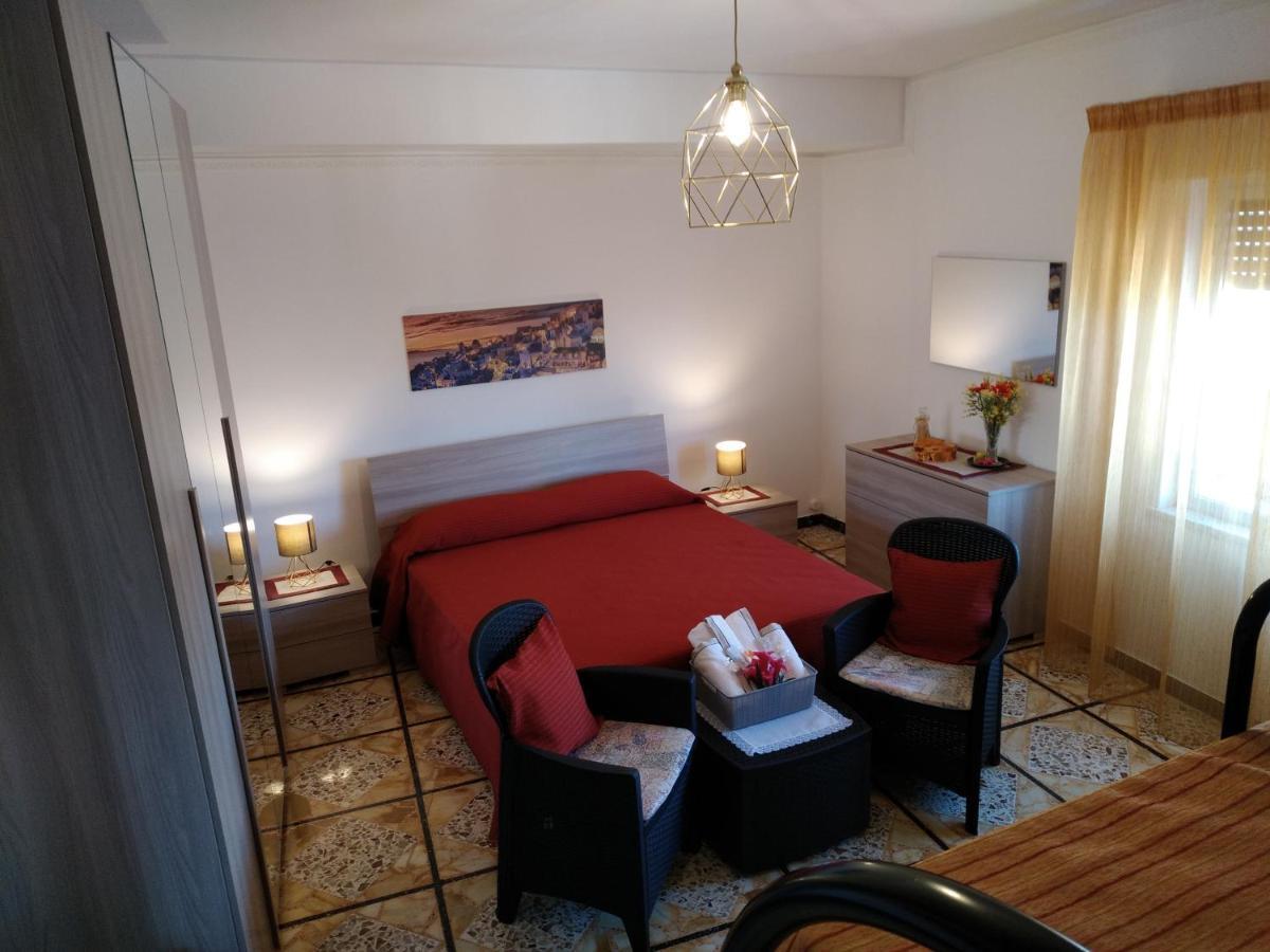 Casa Donna Franca Appartement Castiglione De Sicilia Buitenkant foto