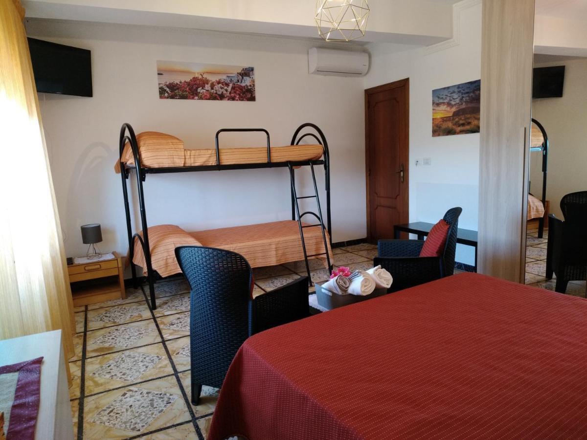 Casa Donna Franca Appartement Castiglione De Sicilia Buitenkant foto