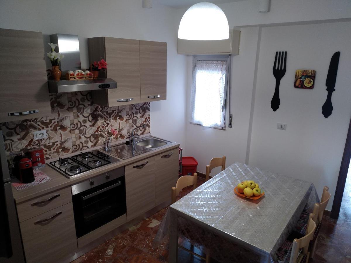 Casa Donna Franca Appartement Castiglione De Sicilia Buitenkant foto